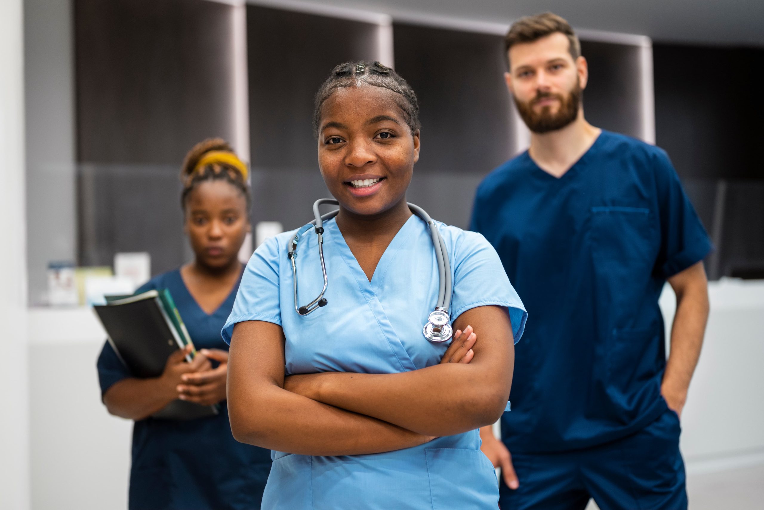 front-view-black-nurses-work (1)